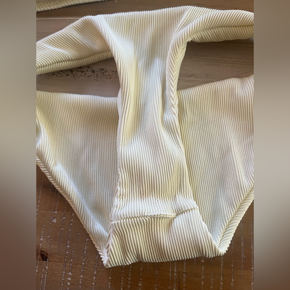 Yellow Ribbed Bikini Set - Picture 4 of 4